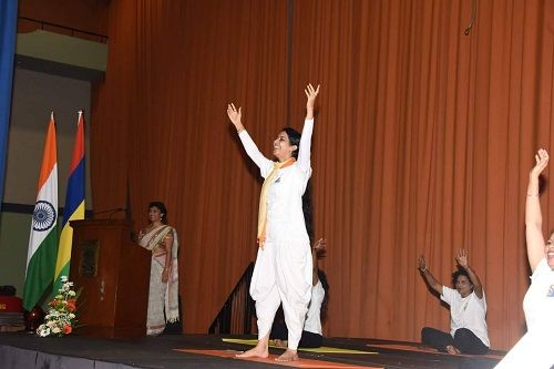 Acharya Pratishtha during her yoga session