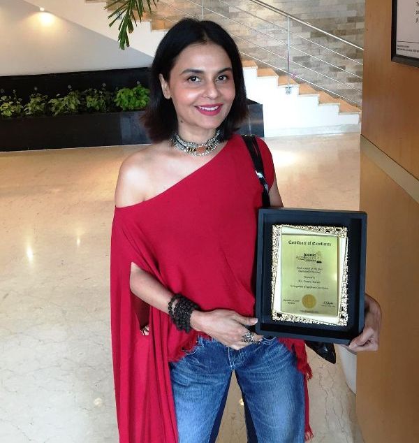 Asmita Marwa received the Iconic Achievers Awards