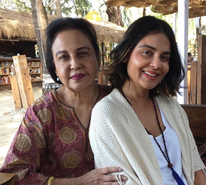 Asmita Marwa with her mother Anugita Abels