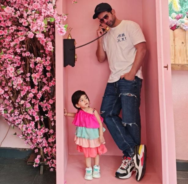 Jay Bhanushali with his daughter Tara