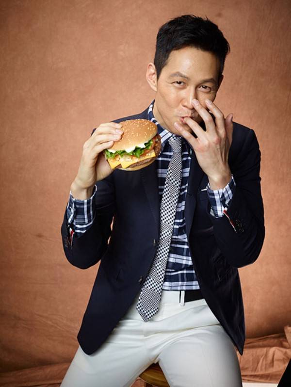 Lee Jung-jae in an advertisement for Burger King