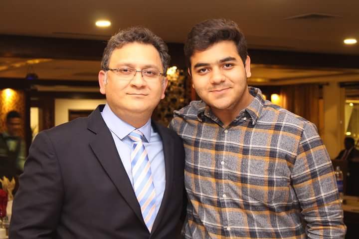Nauman Niaz with his son