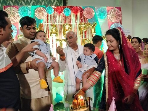 Prashant Yadav with his family