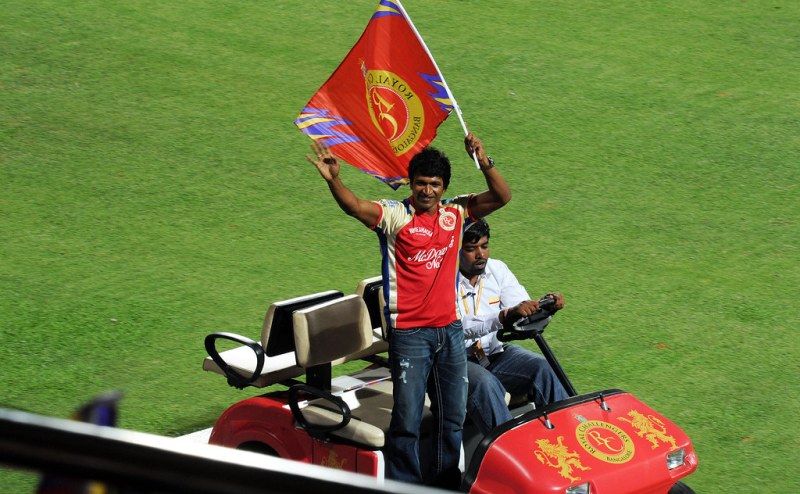 Puneeth Rajkumar cheering for the Royal Challengers Bangalore