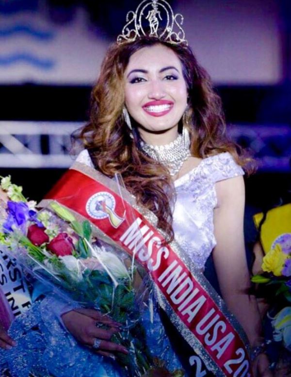 Shree Saini while winning the title Miss India USA in 2017