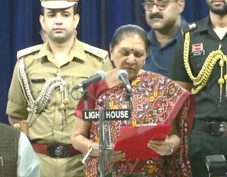 Anandiben Patel taking oath as UP Governor
