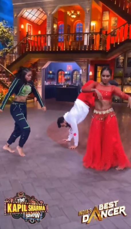 Saumya Kamble (right) while giving a dance performance on The Kapil Sharma Show