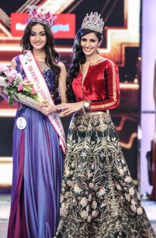 Aditi Arya crowned as fbb Femina Miss India World 2015 by Koyal Rana