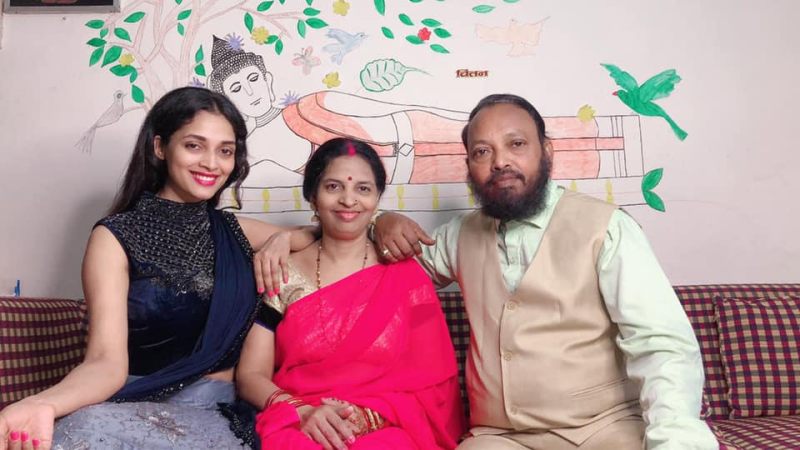 Ayush Gupta's parents and sister