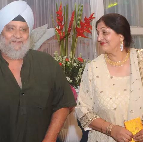 Bishan Singh Bedi with his wife