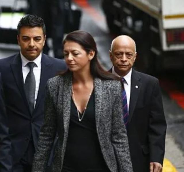 Father of Shrien Dewani (right in rear) and brother (left in rear)