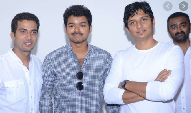 Jiiva with his brothers