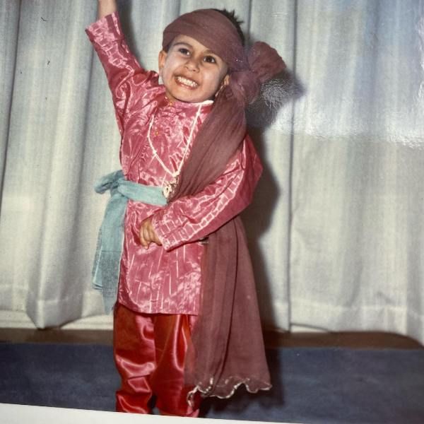 Robin Sharma during his childhood daysperforming in a school concert