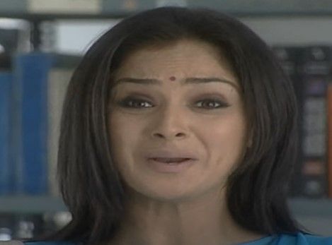 Simran in the serial 'Simran Thirai'