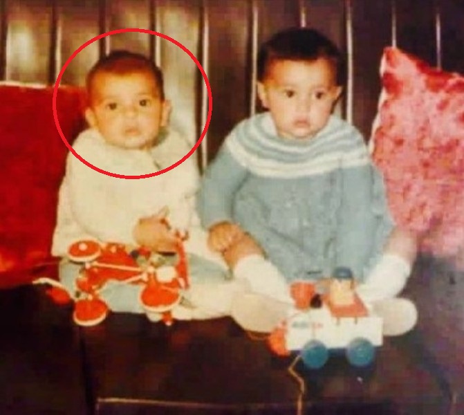 Vipul as a child with his sister