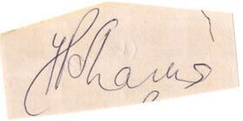 Yashpal Sharma signature