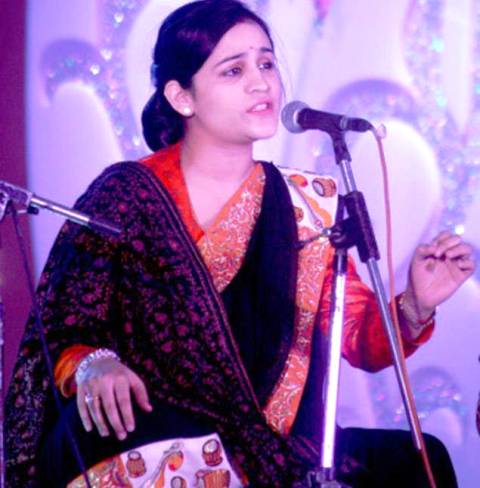 Aparna Yadav singing