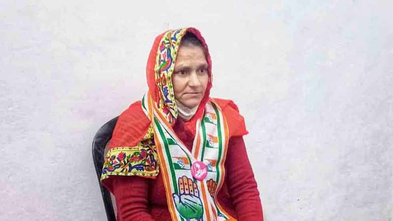 Asha Singh campaiging for the 2022 Uttar Pradesh Legislative Assembly elections