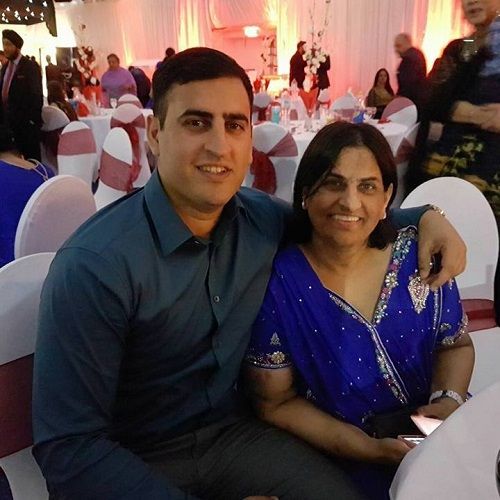 Captain Harpreet Chandi's mother and brother Jag Chandi
