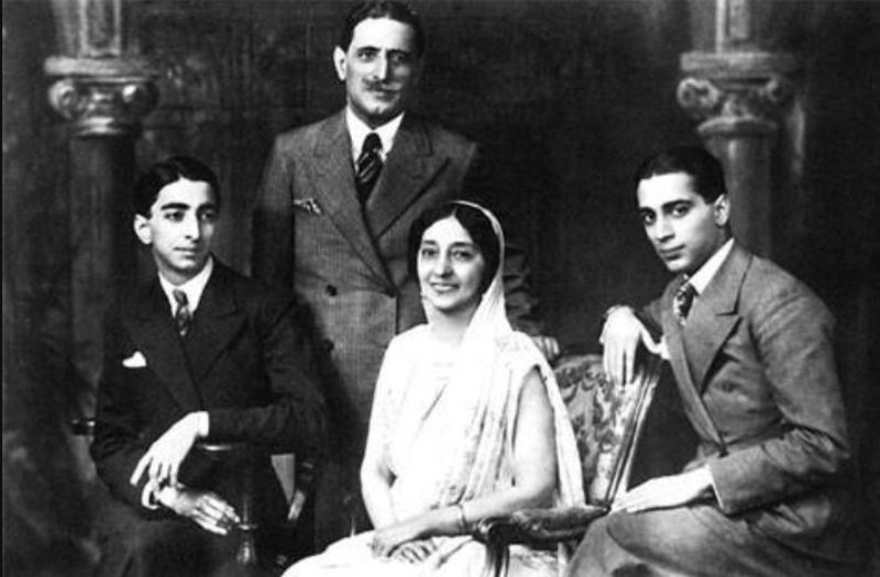Homi J. Bhabha (extreme right) with his parents and brother