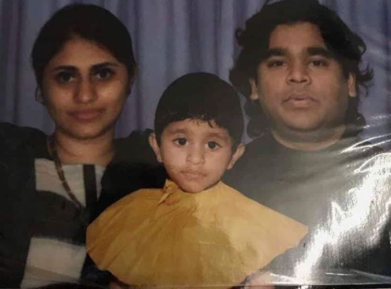 Khatija Rahman's childhood picture with her parentsKhatija Rahman's childhood picture with her parents
