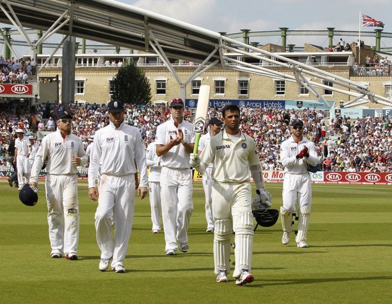 Rahul Dravid walking back to a pavilion after scoring fighting 146 runs against England on 21 August 2011