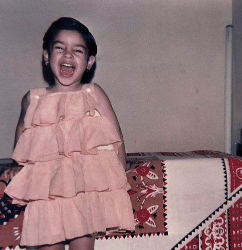 Sumona Chakravarti's childhood picture