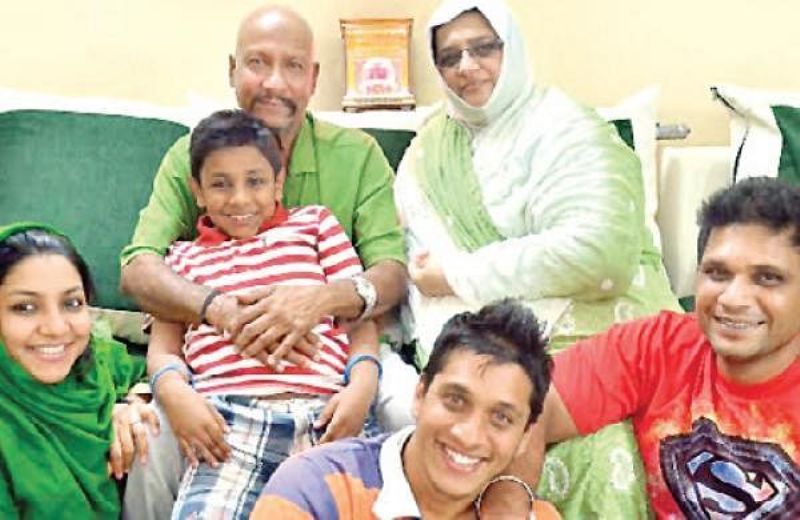 Syed Kirmani with his wife, daughter, son, son-in-law and grandson