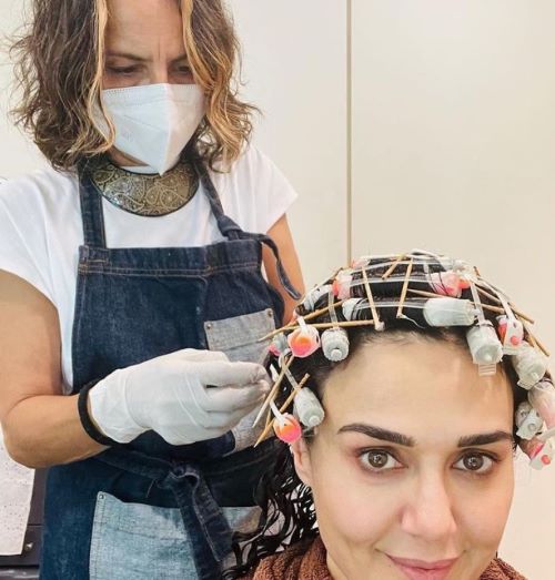 Adhuna Akhtar styling the hair of Preity Zinta
