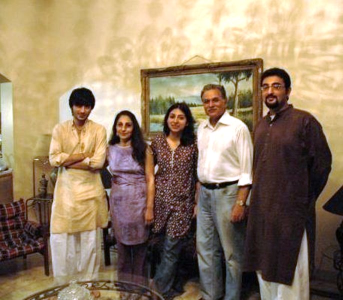Arooj Aftab with her family