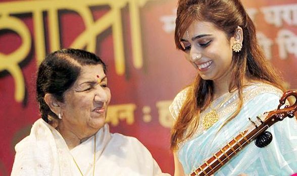 Radha Mangeshkar with Lata Mangeshkar