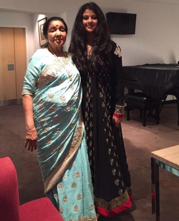 Zanai Bhosle with her grandmother, Asha Bhosle