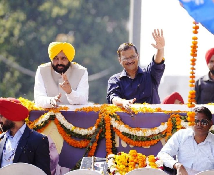 Bhagwant Mann, along with Arvind Kejriwal, after winning the the 2022 Punjab Legislative Assembly elections