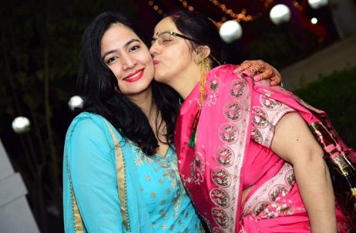 Bhasha Sumbli with her mother
