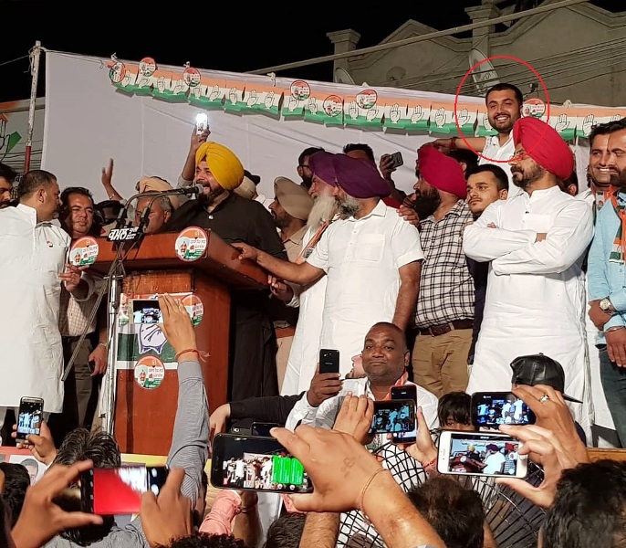 Jagdeep Kamboj, along with Navjot Singh Sidhu campaigning for Congress in Shahkot Assembly Constituency in 2018
