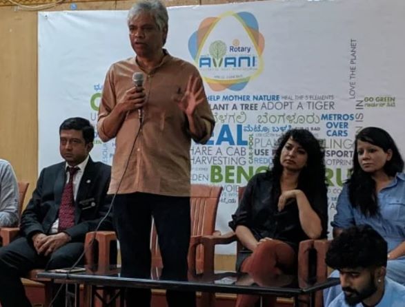 Prakash Belawadi speaking at an event in Bengalore
