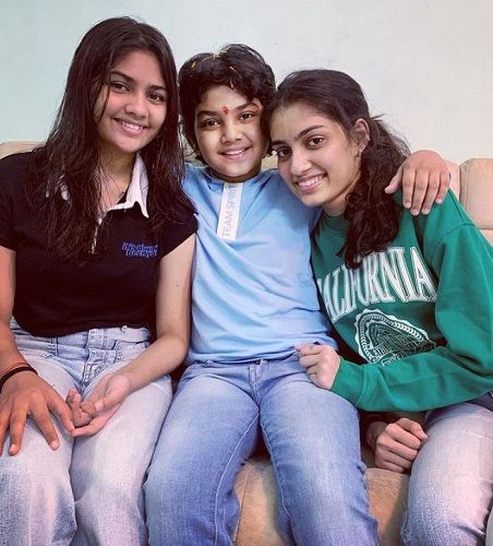 Prithviraj Sarnaik and his sisters