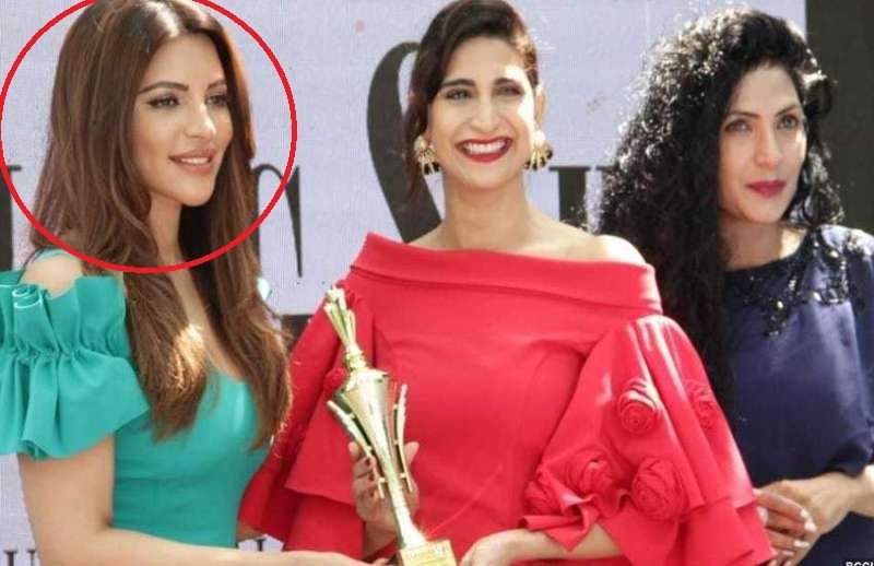 Shama Sikander wins Most Beautiful Woman of the Year at Aspiring She