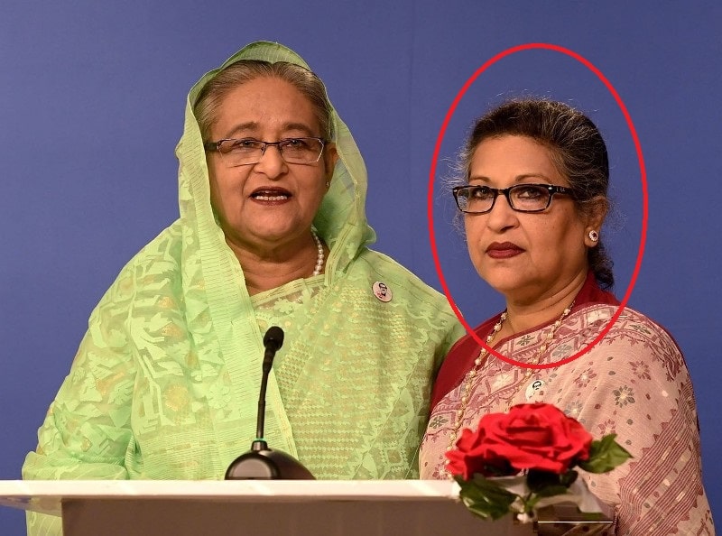 Sheikh Rehana with her sister, the Prime Minister of Bangladesh, Sheikh Hasina