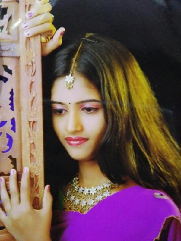 Sravanthi Chokarapu's picture from her first photoshoot