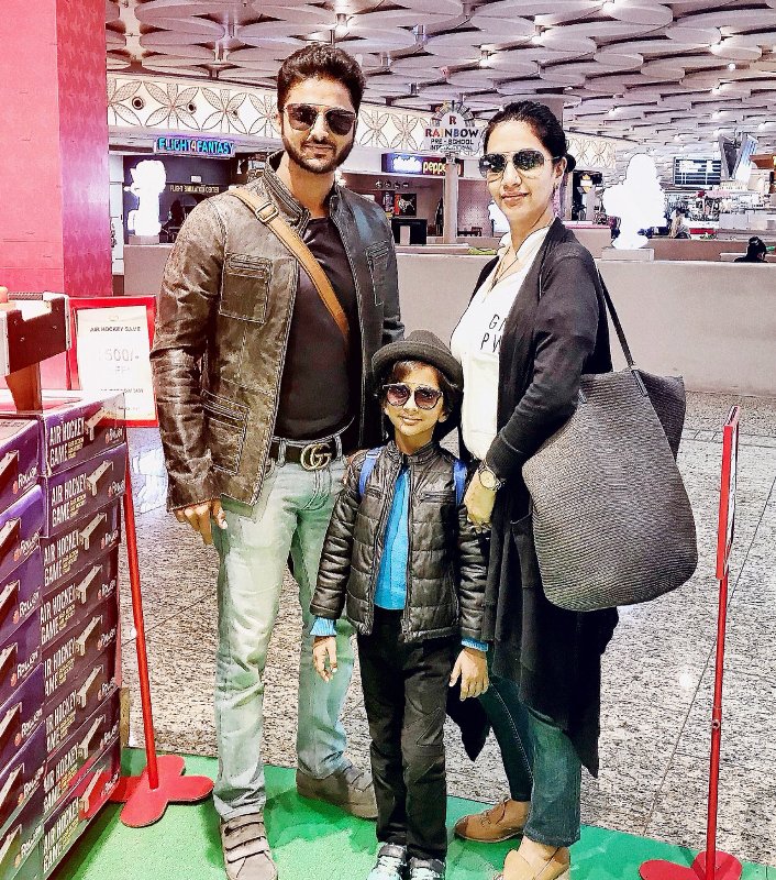 Suvigya Sharma with wife and son