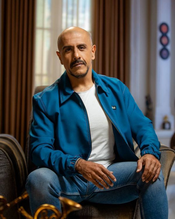 Vishal Dadlani Wiki, Age, Girlfriend, Wife, Family, Biography & More -  WikiBio