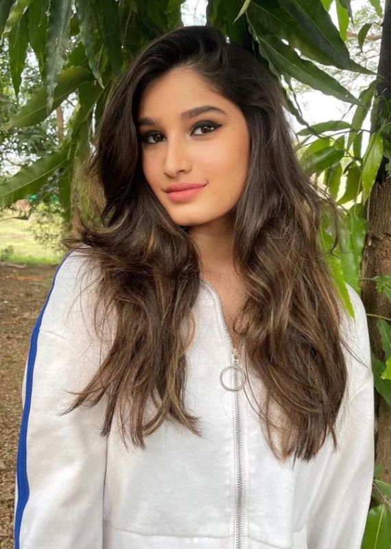 Rasha Thadani Wiki, Age, Boyfriend, Family, Biography & More - WikiBio