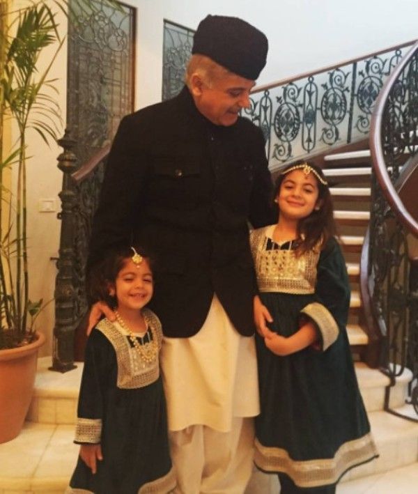 Shehbaz Sahrif with his granddaughters