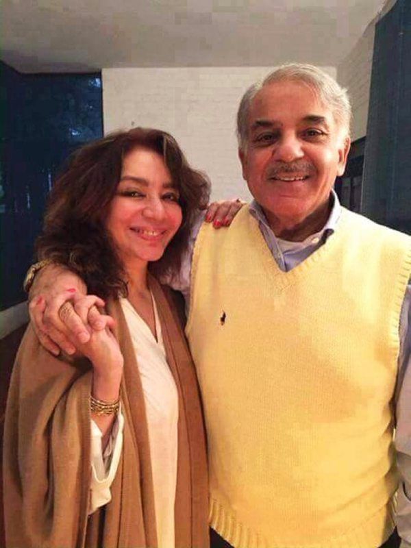 Shehbaz Sharif with his wife, Tehmina Durrani