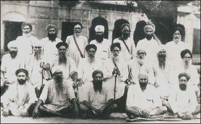 A group photo of the members of the Ghadar Party 