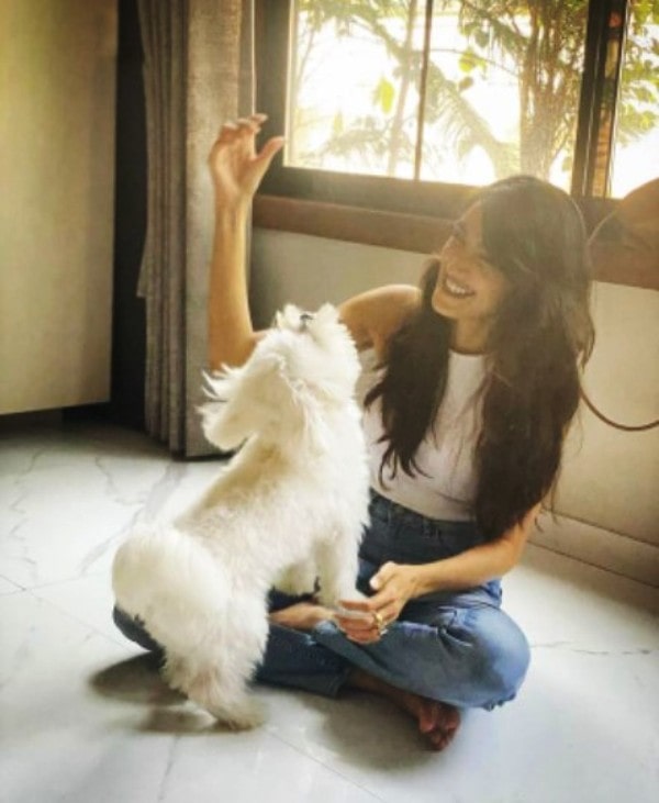 Vaishali with her pet dog, Alfie Cooper