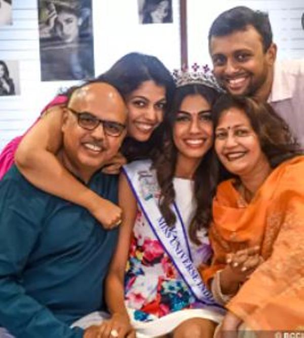 Apeksha with her parents, sister, and brother