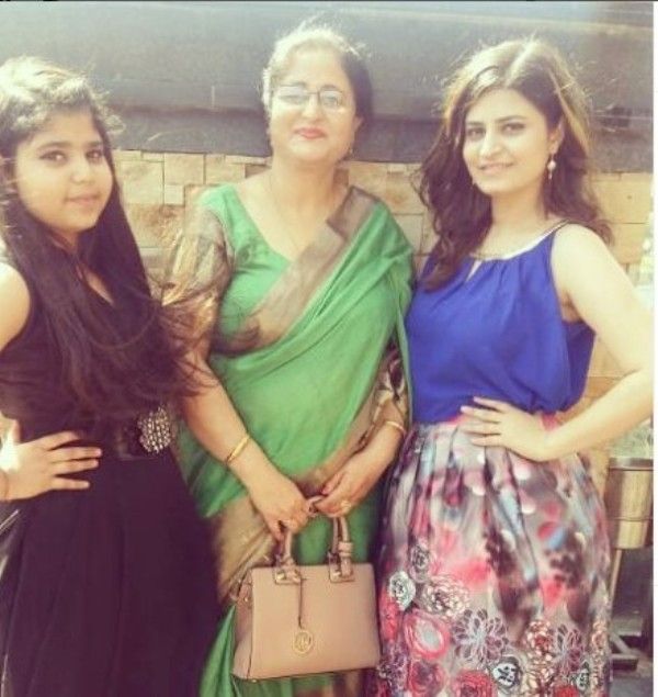 Deepshikha Raina with her mother and younger sister