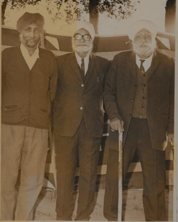 From left to right, Beant Singh, Colonel Bhajan Singh, and Beant Singh's eldest brother